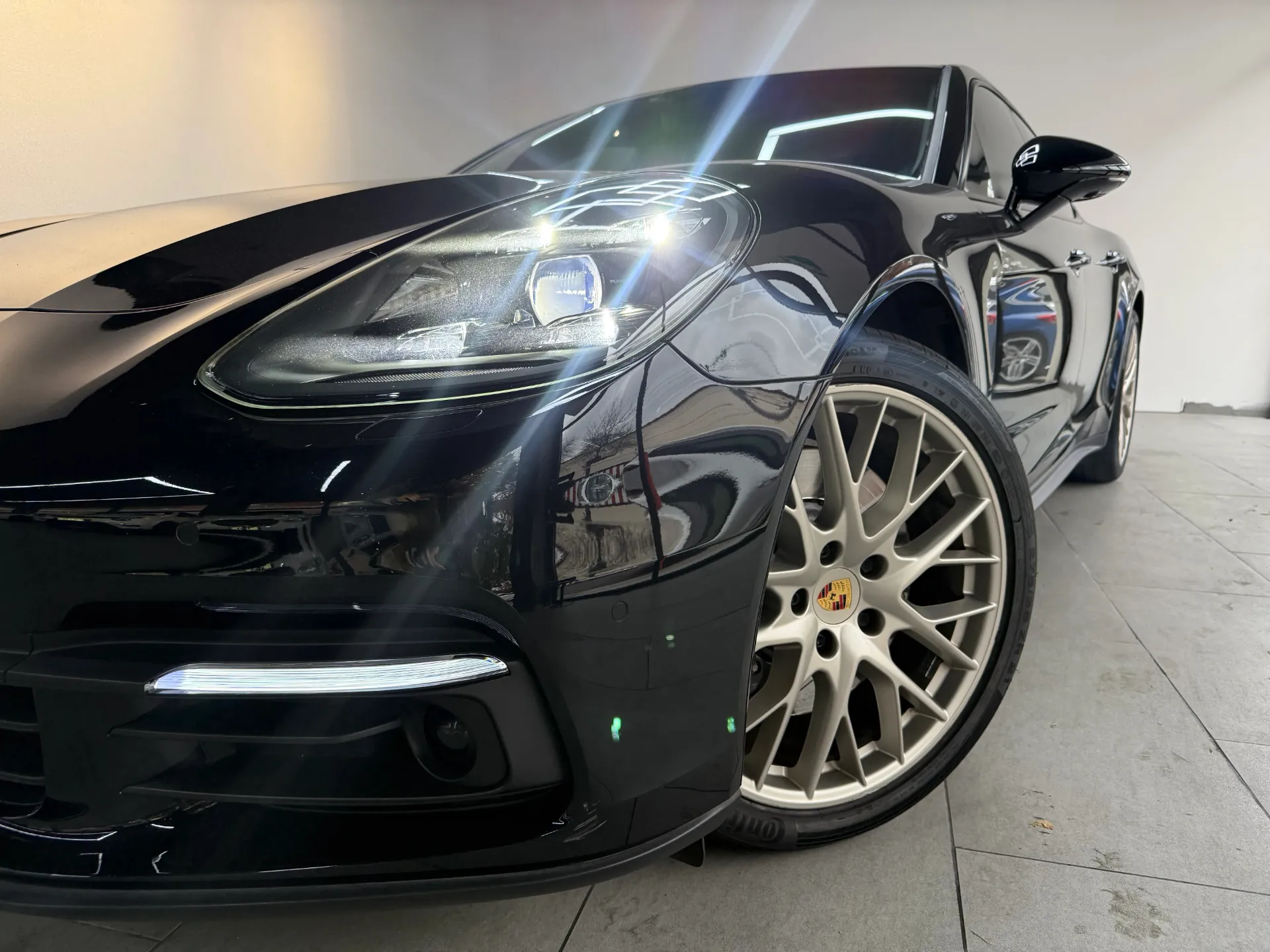 2020 Porsche PANAMERA 2