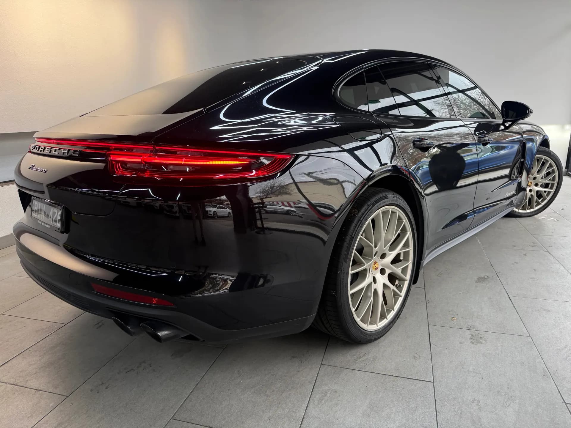 2020 Porsche PANAMERA 3