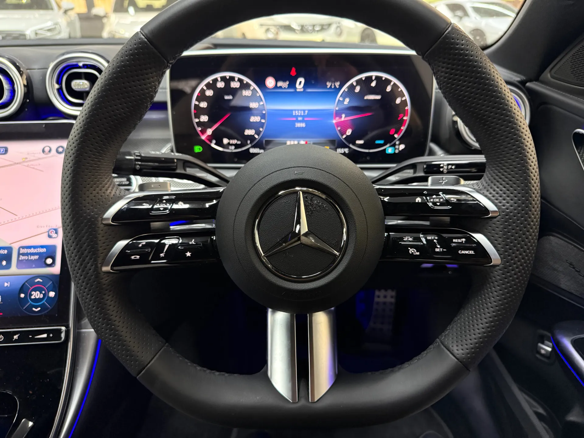 2023 Mercedes-Benz C200 0