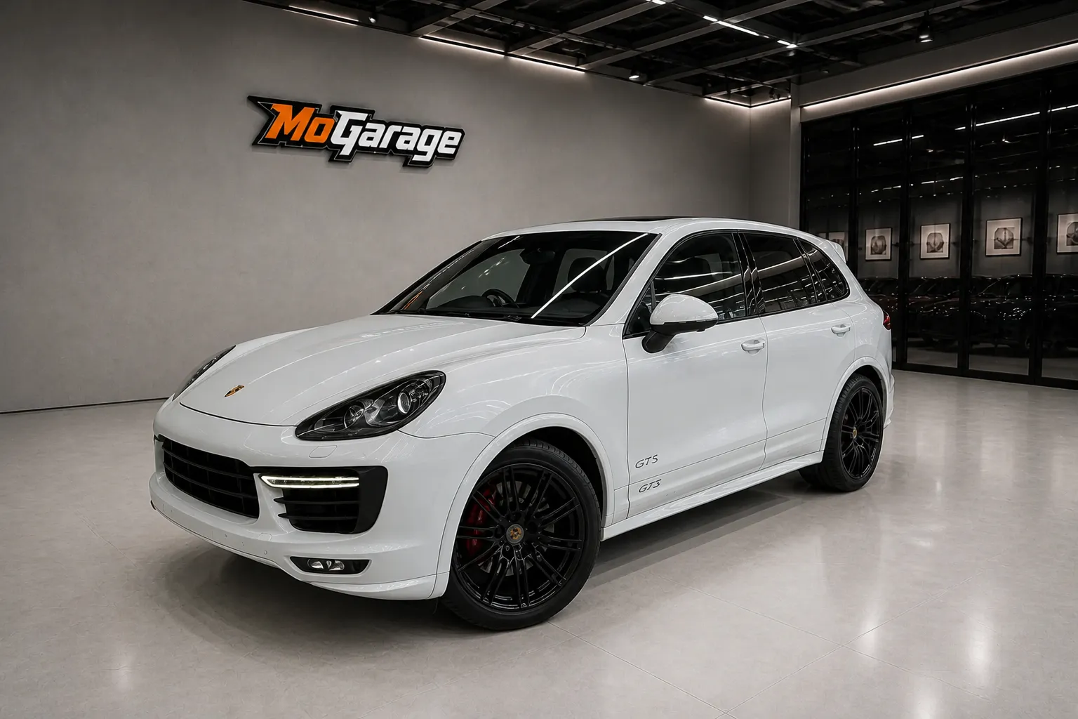 2015 Porsche CAYENNE GTS