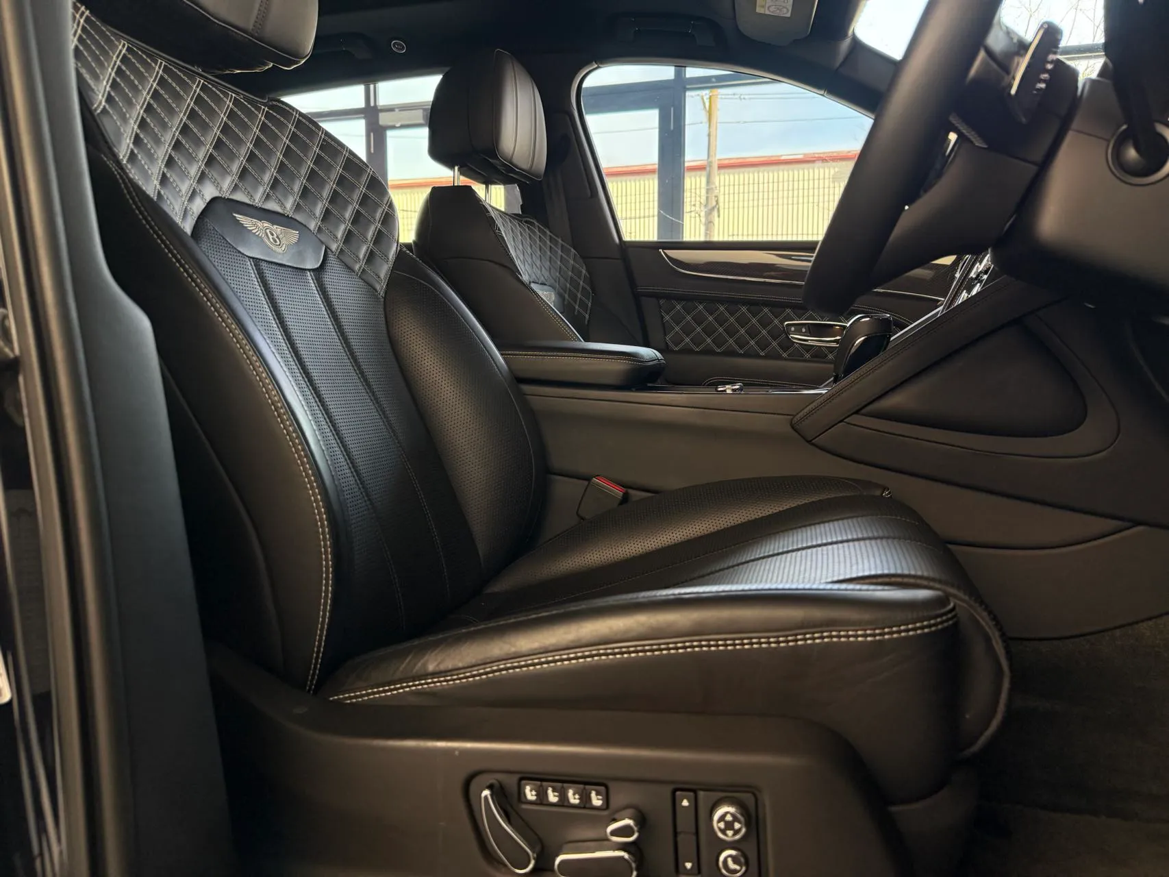 2020 Bentley Bentayga V8 6