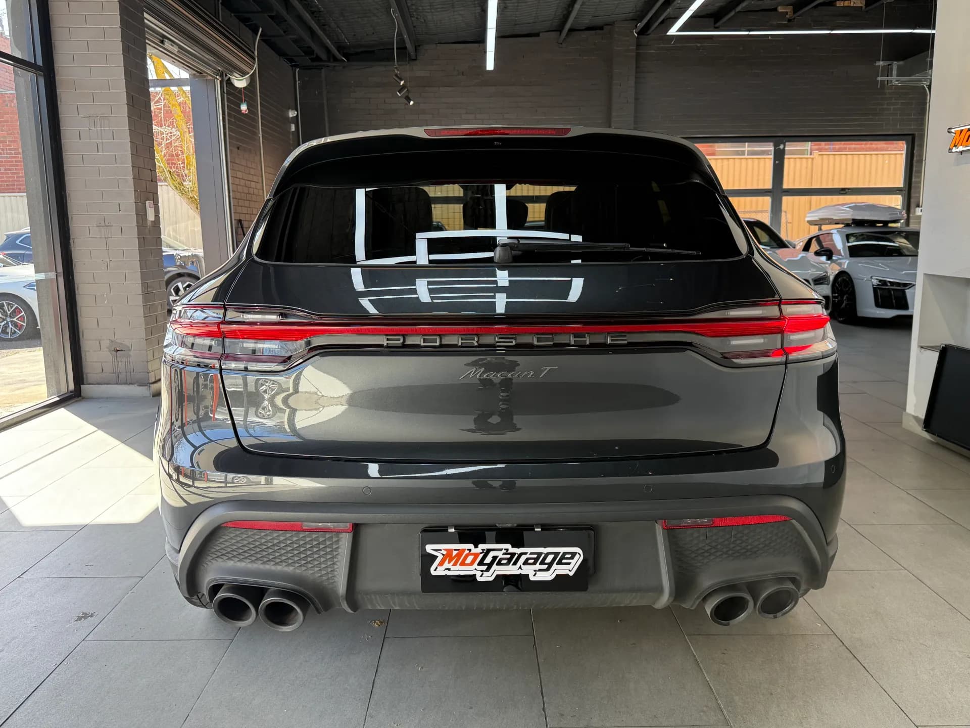 2024 Porsche Macan T 3