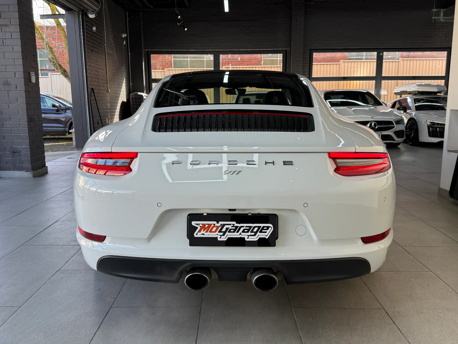 2017 Porsche 911 Carrera 3