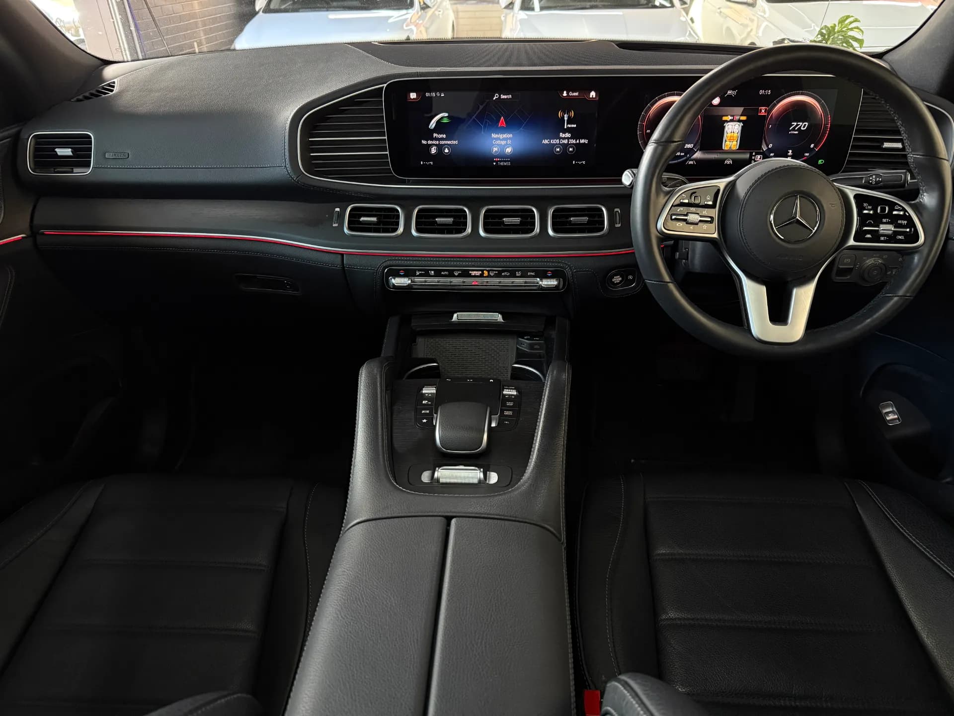 2020 Mercedes-Benz GLE 300d 4MATIC 6