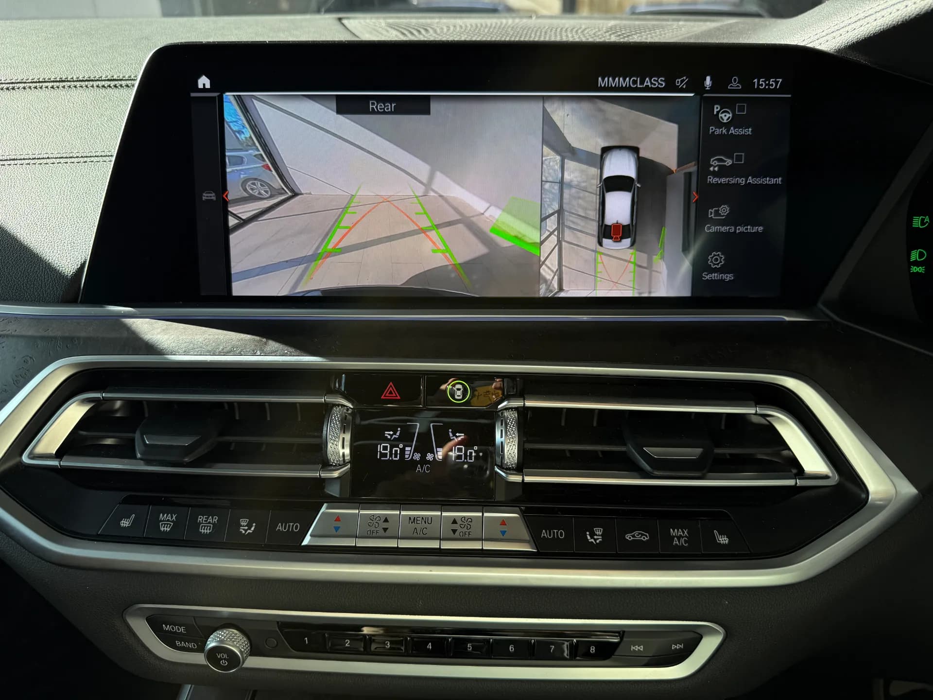 2023 BMW X5 xDrive30d M Sport 8