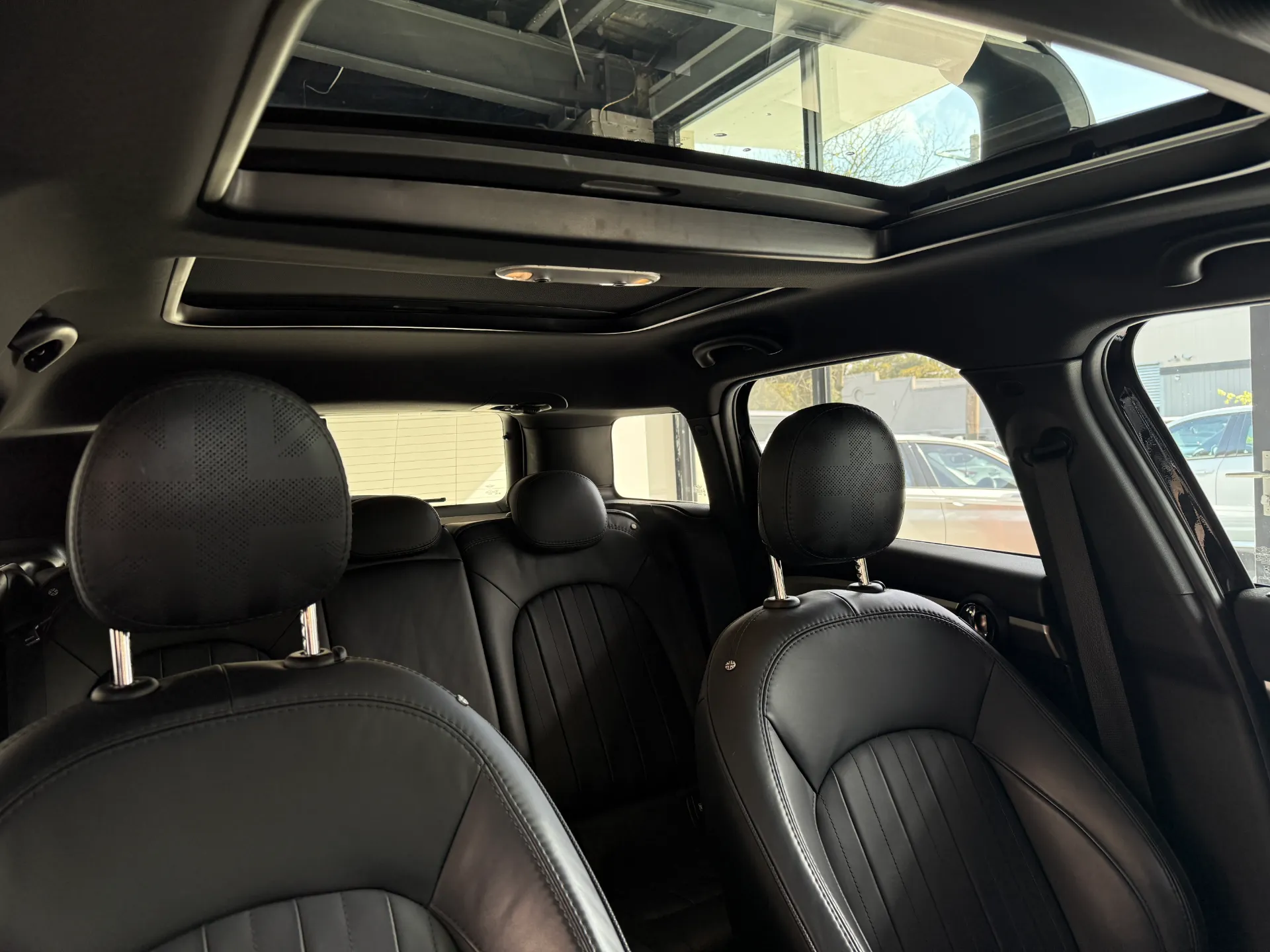 2023 MINI Countryman Cooper S E ALL4 6