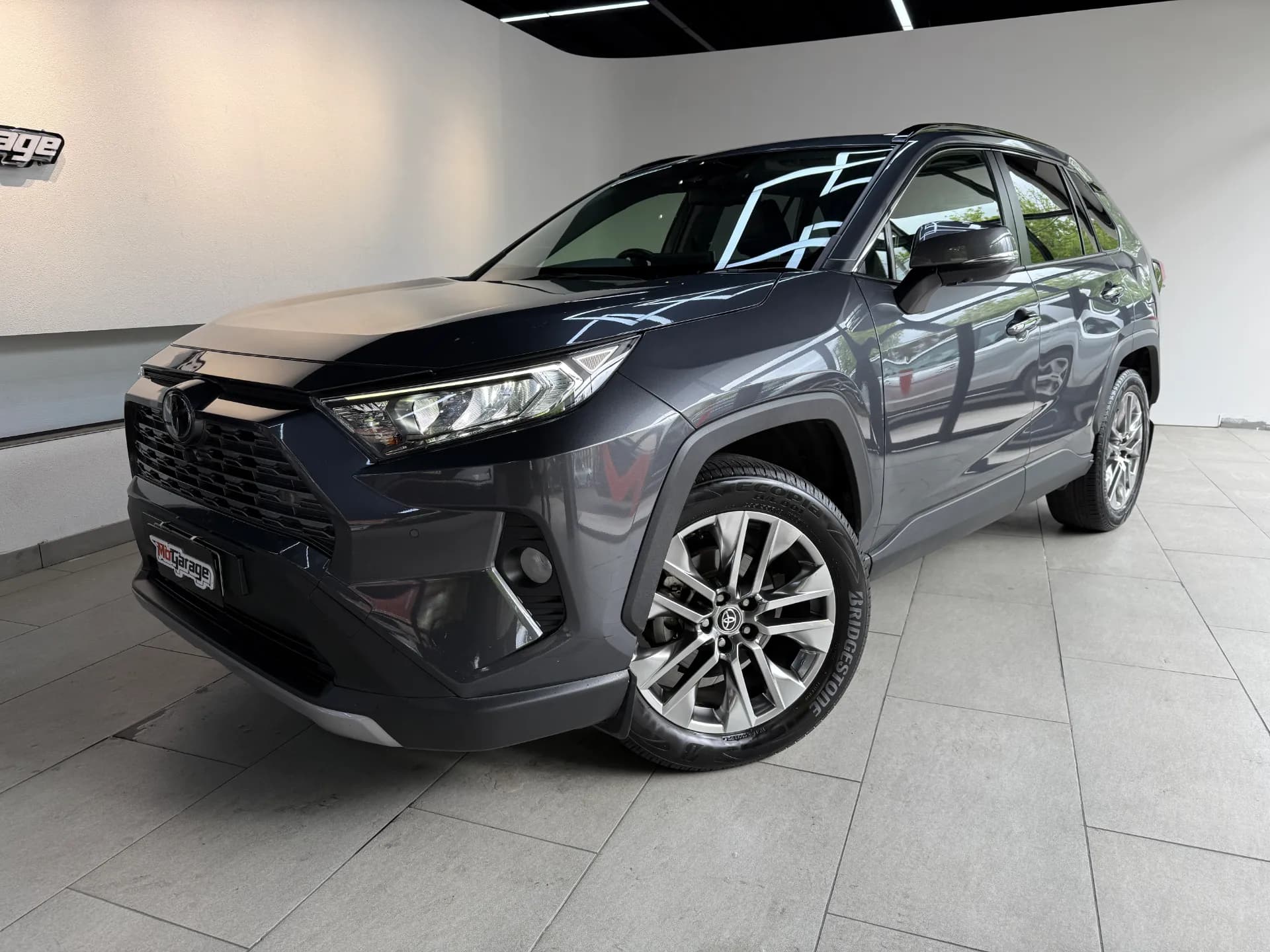 2021 Toyota RAV4 Cruiser 2