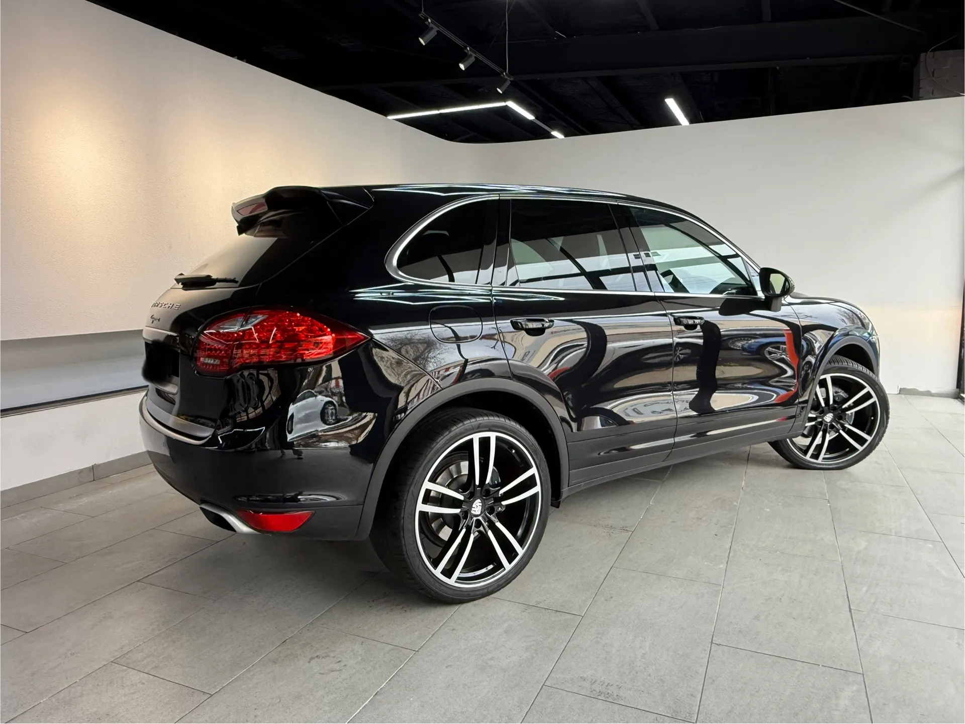 2013 Porsche CAYENNE 3
