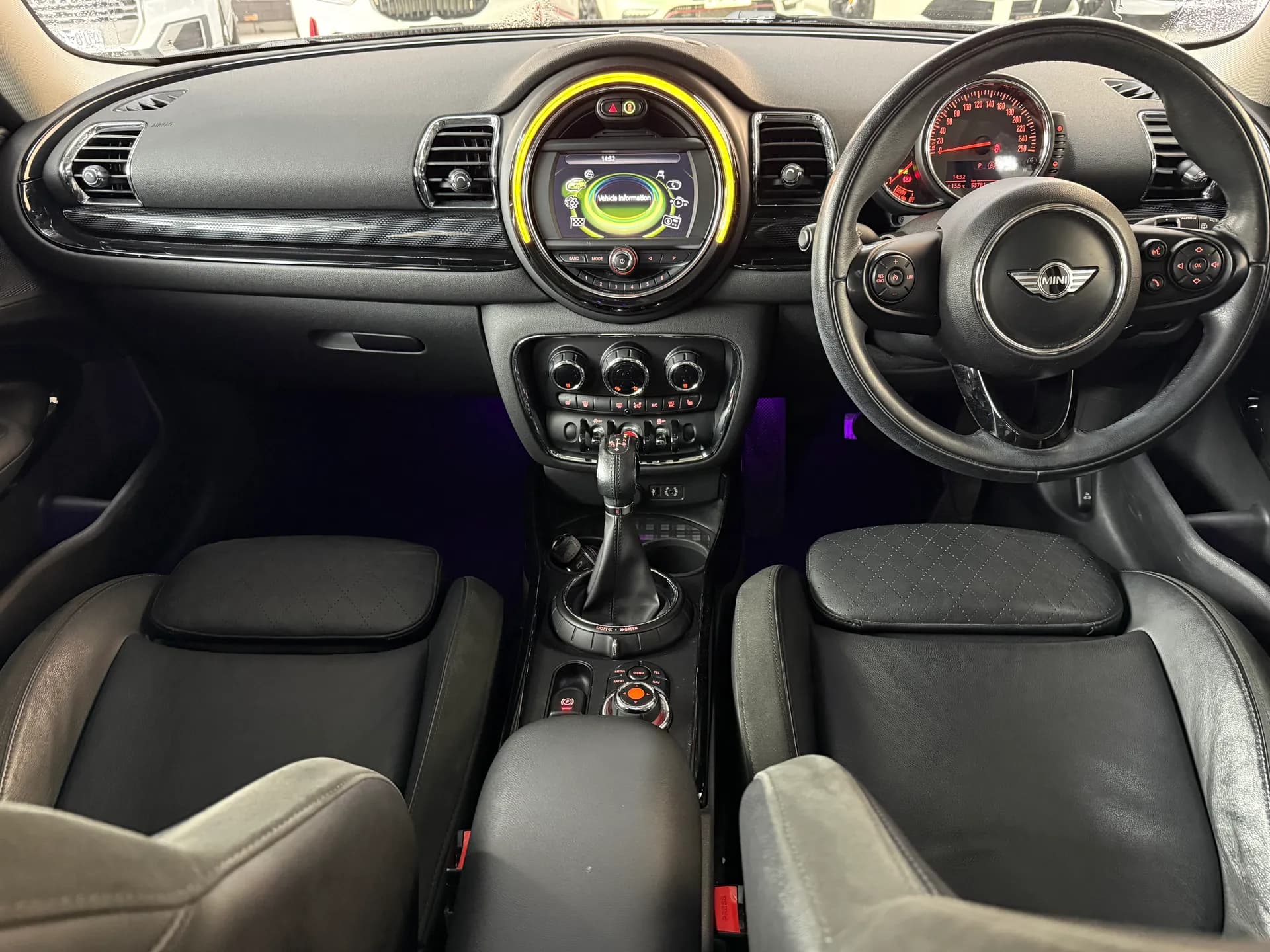 2017 Mini CLUBMAN 5