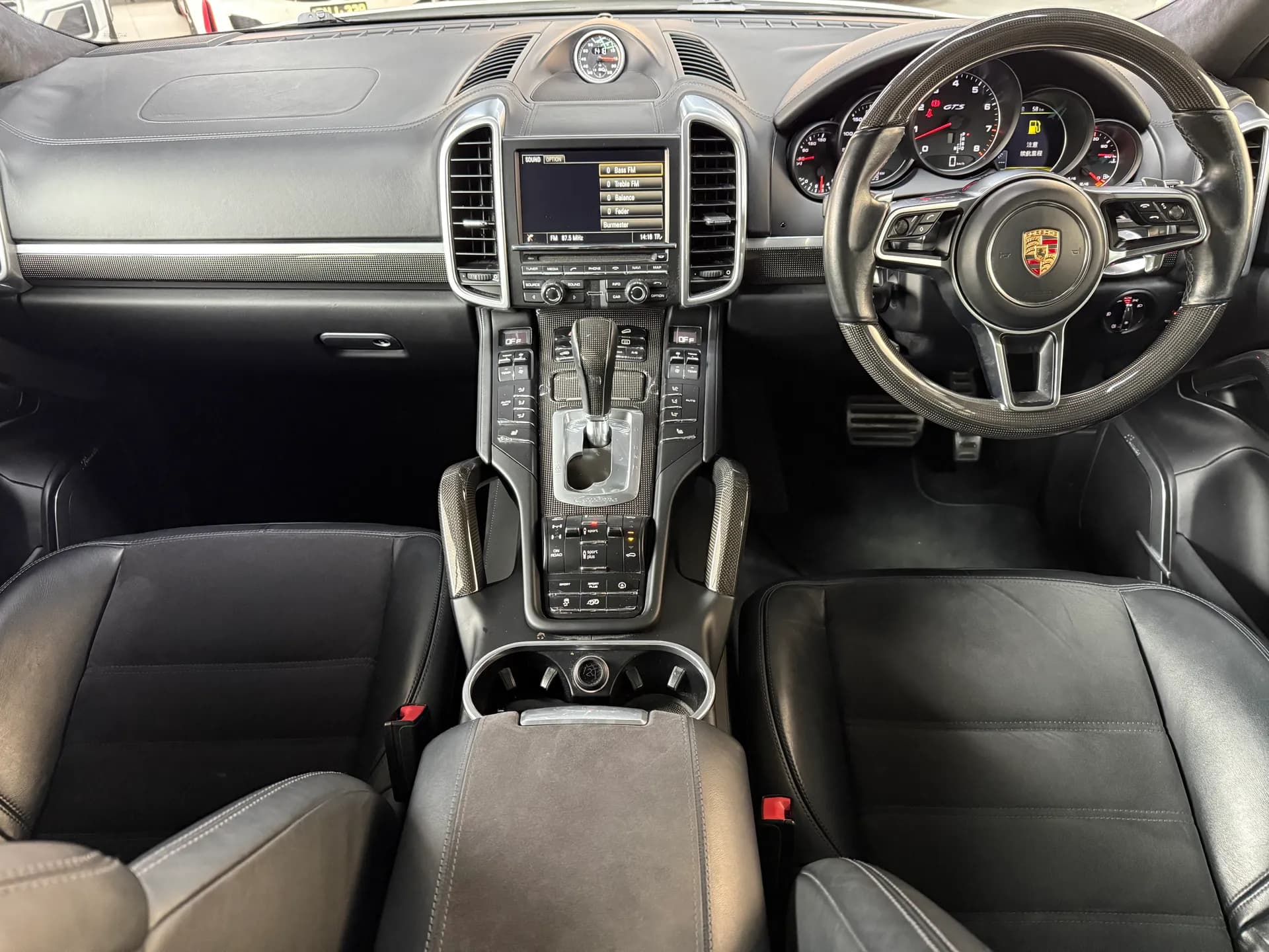 2015 Porsche CAYENNE GTS 5