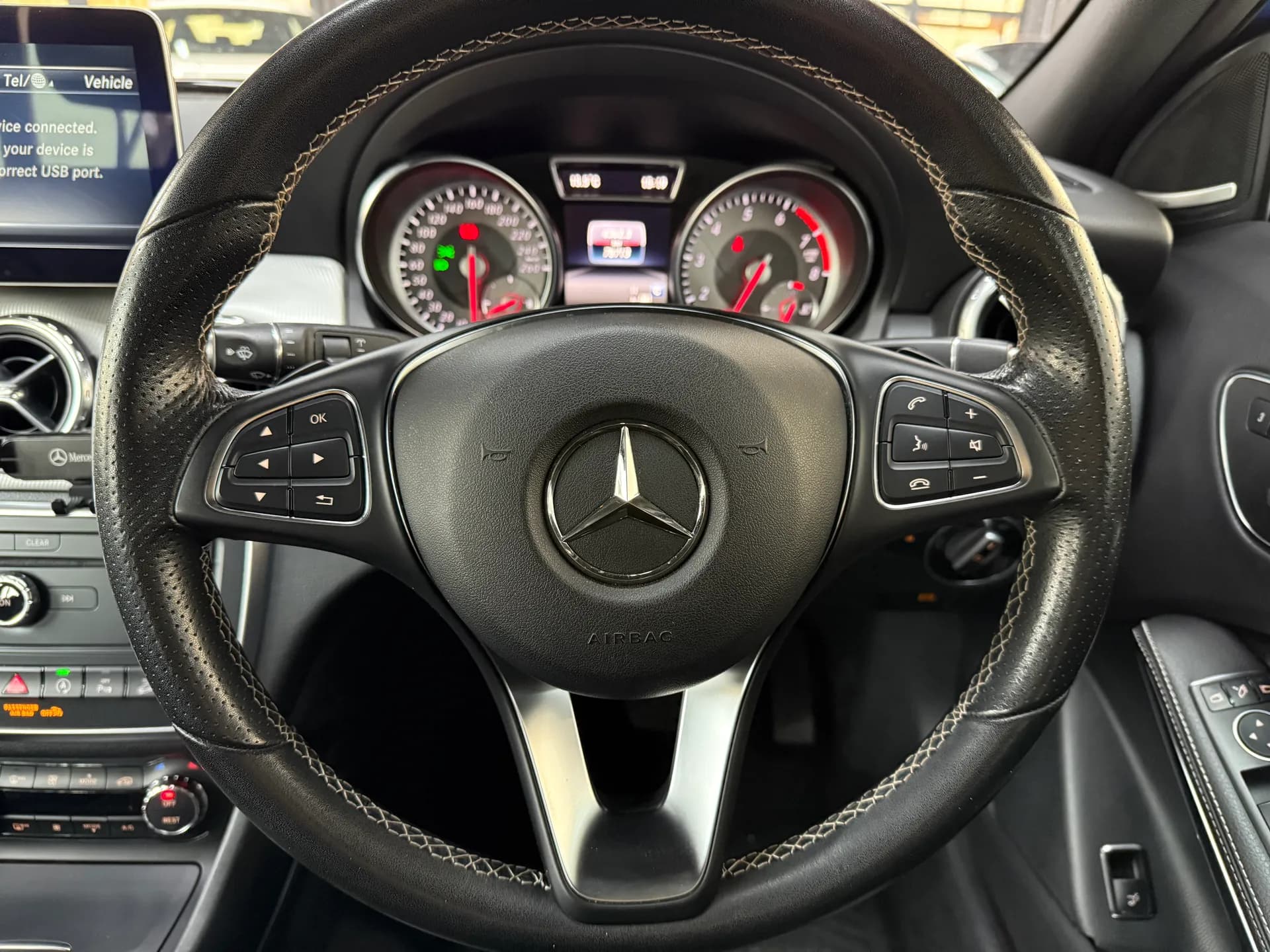 2017 Mercedes-Benz GLA250 6