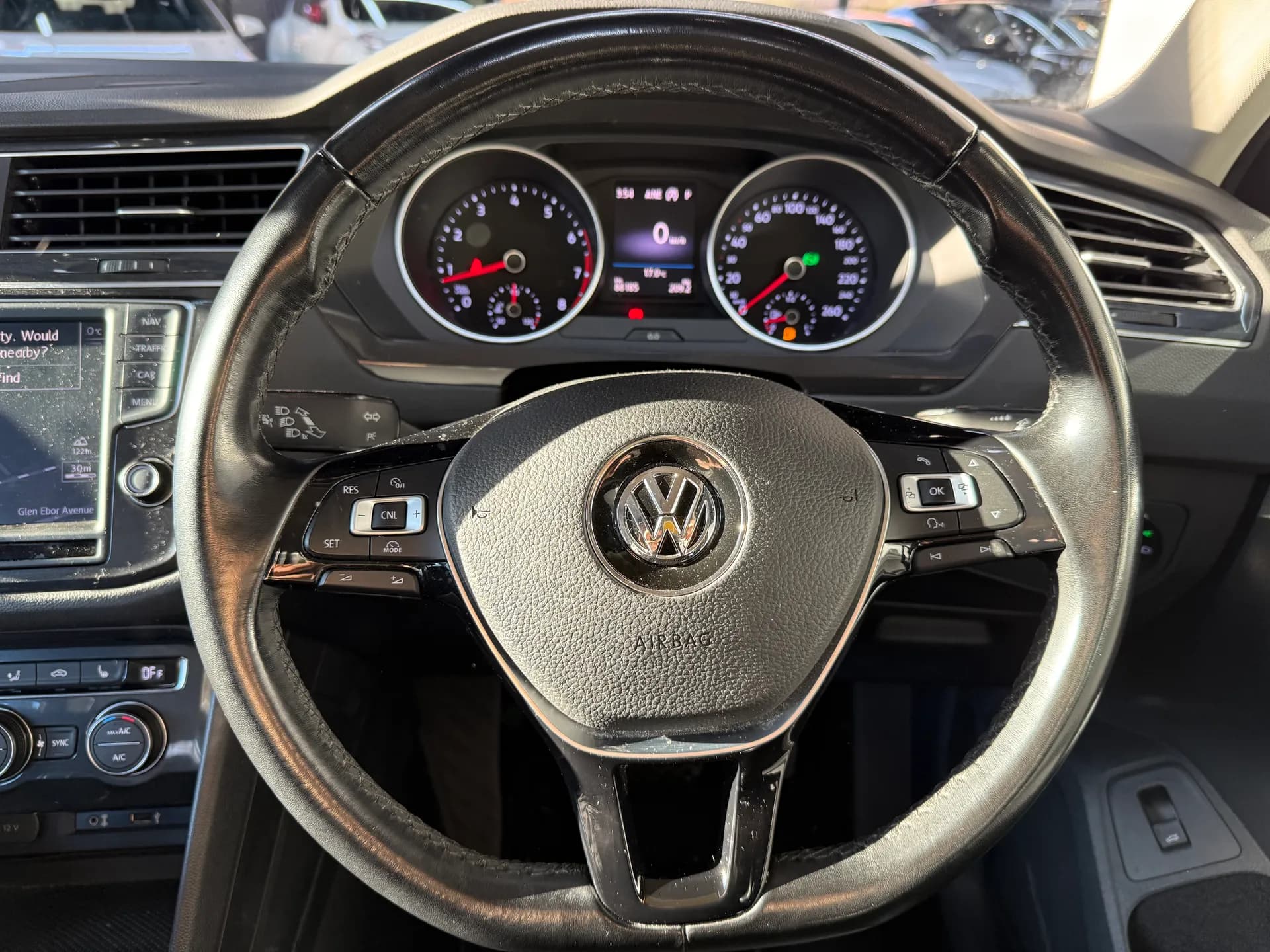2017 Volkswagen TIGUAN 5
