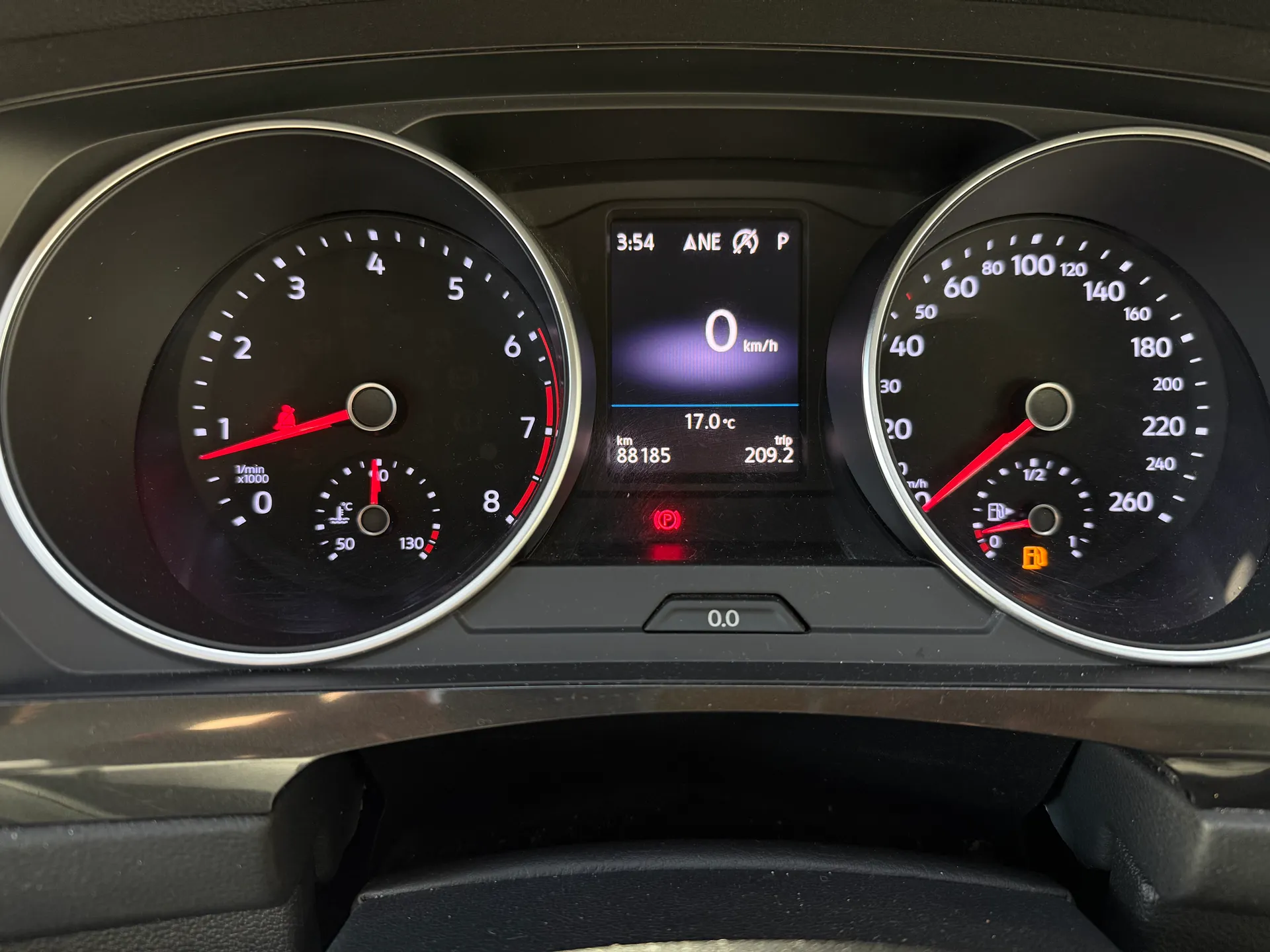 2017 Volkswagen TIGUAN 0
